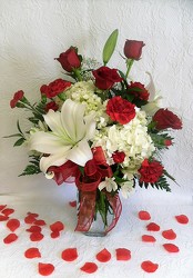 C & J Florist Classy Valentine 